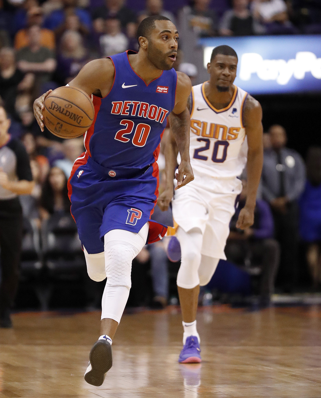 乏职业操守 乏职业操守