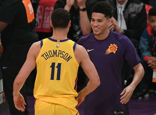 冯潇霆打脸媒体人：U20国足踢得又自信又有特点！别网暴刘诚宇.