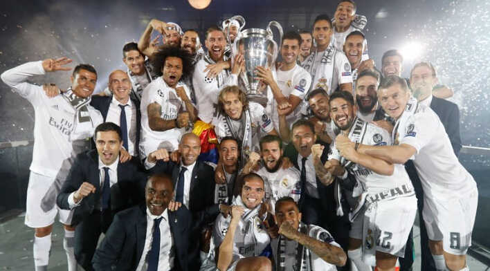 自然嵌入内 自然嵌入内