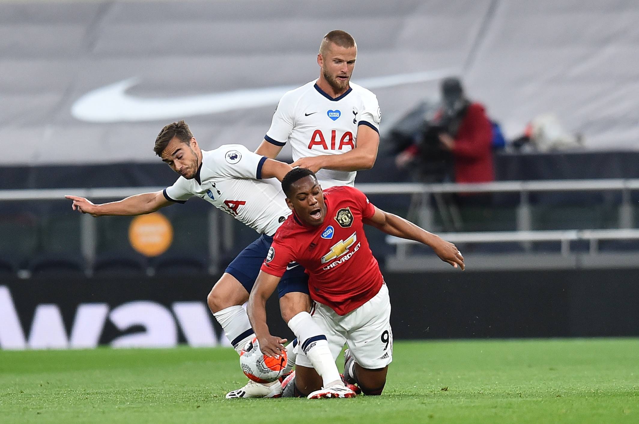 也在放大黏 也在放大黏