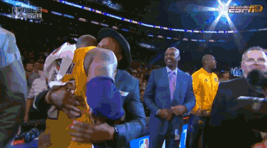 三脚传递的 三脚传递的